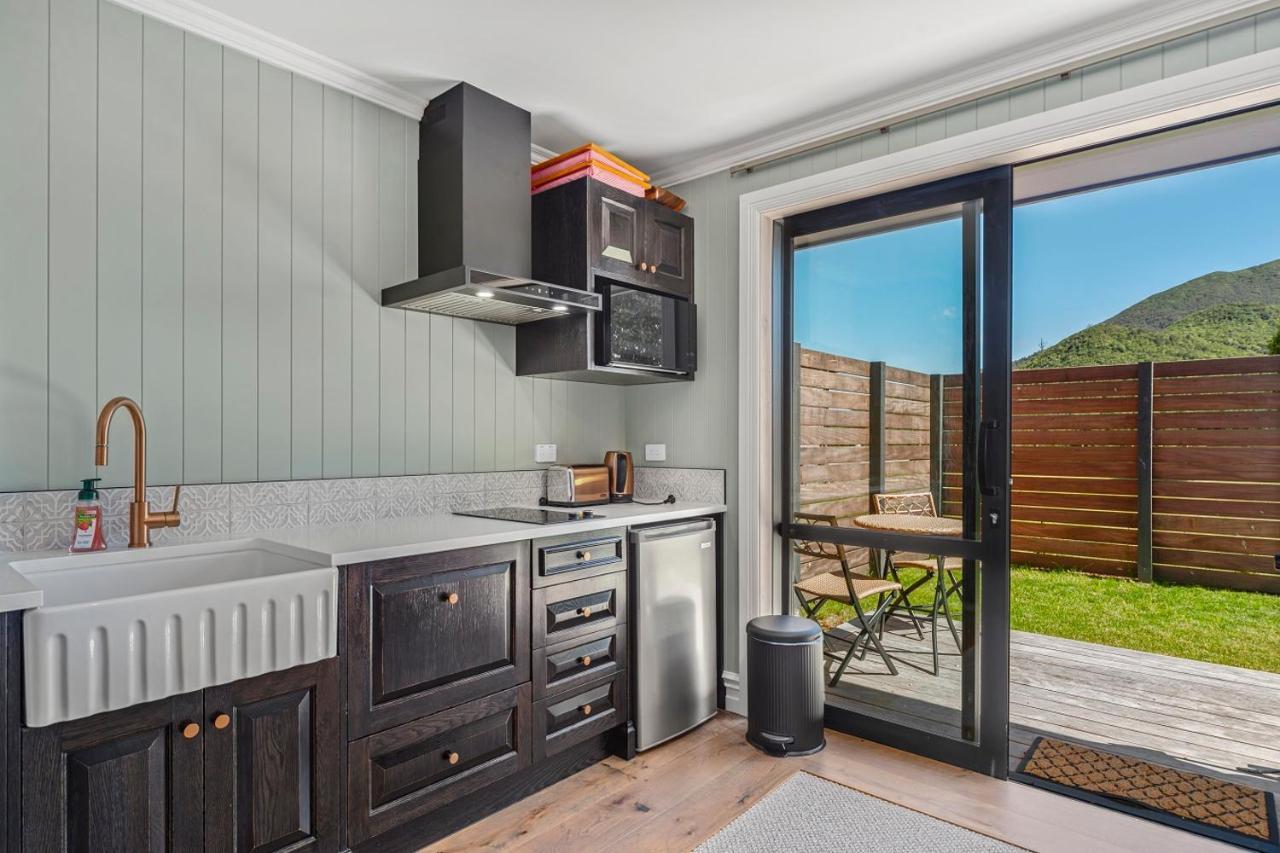 Stagford Retreat Apartment - タウポ エクステリア 写真